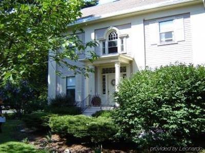 White Horse Inn Питсфилд Экстерьер фото